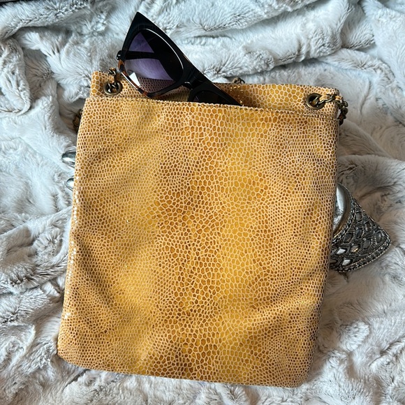 🌻HOBO Shoulder Bag🌻 - Picture 7 of 16